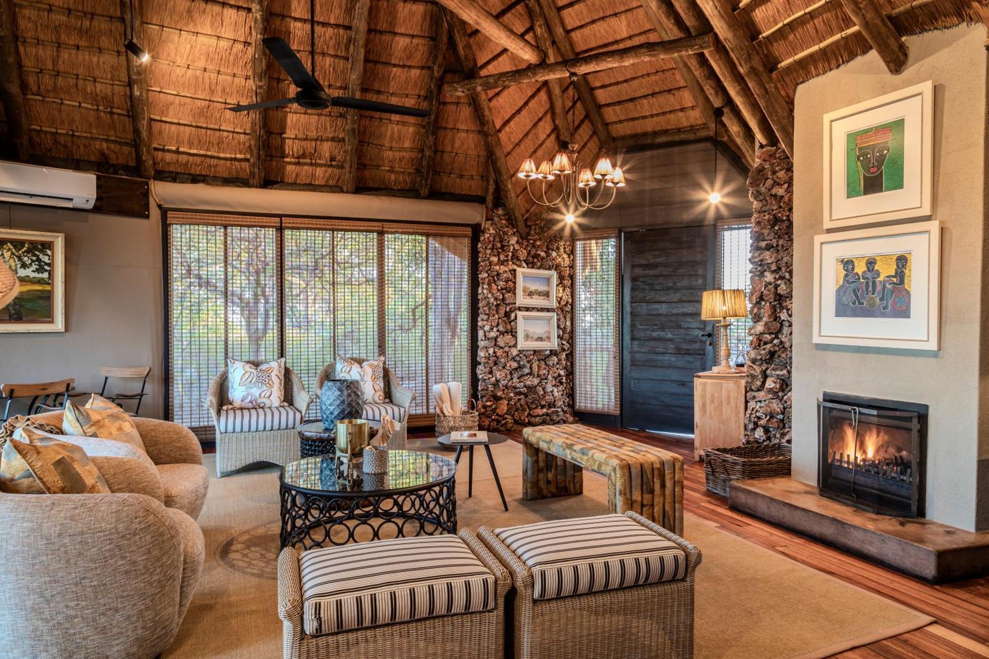 Little Ongava Villa โอเคาเควโย ภายนอก รูปภาพ
